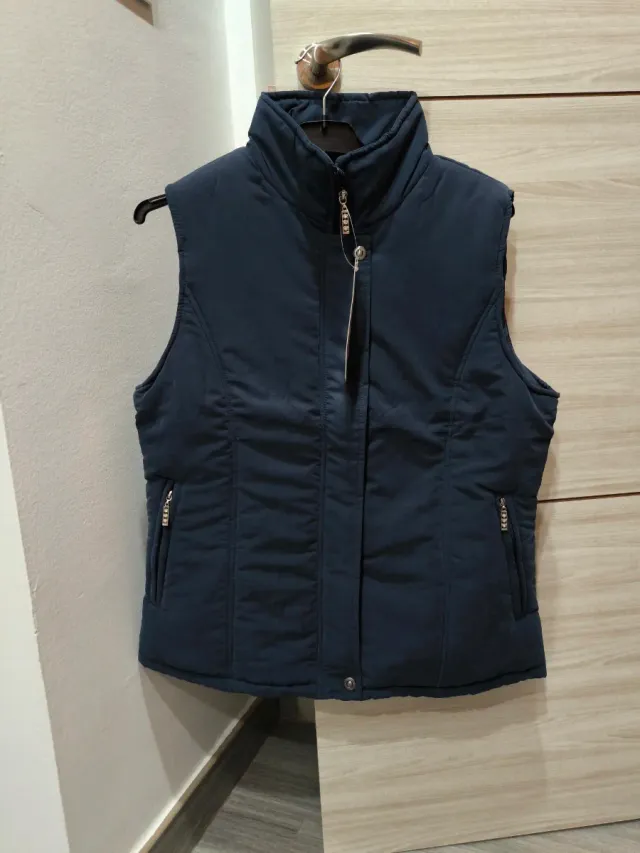 Chaleco Morado Mujer Sin Estrenar Tallas  M