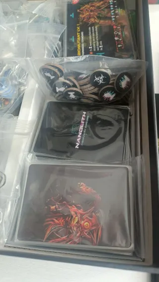 NANOLITH Juego de Mesa Cyberpunk RPG