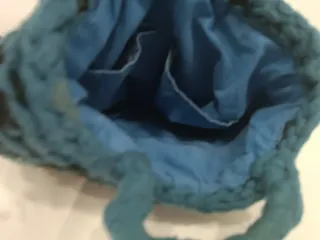 Bolso tejido hecho a mano