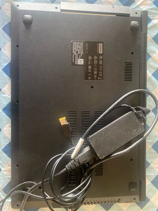Lenovo V110-15AST para piezas c/cargador