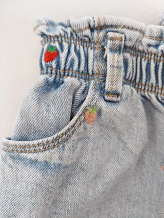 Falda vaquera niña Zara fresas,talla 4 años (104cm