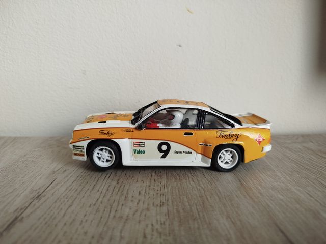 Opel Manta 400 Finley Team Slot