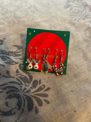 Pendientes Navidad son dos paquetes
