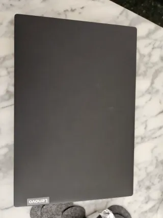 Portátil Lenovo Negro