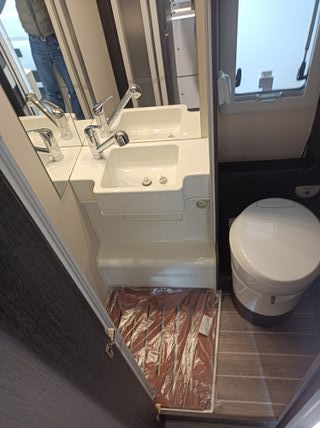 ALQUILER AUTOCARAVANA 7 PLAZAS