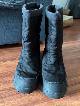 Botas Decathlon Talla 43 Negras nuevas