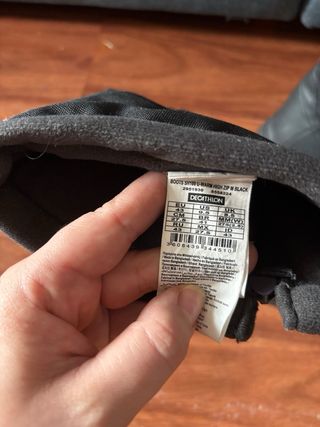 Botas Decathlon Talla 43 Negras nuevas