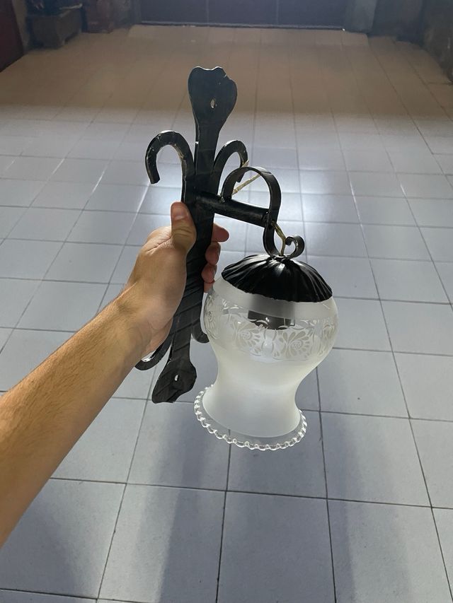 Lámparas de pared madera y cristal