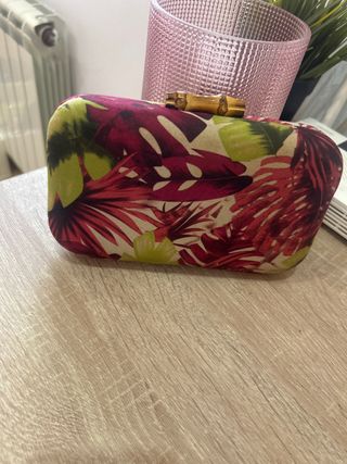 Bolso de fiesta estampado floral