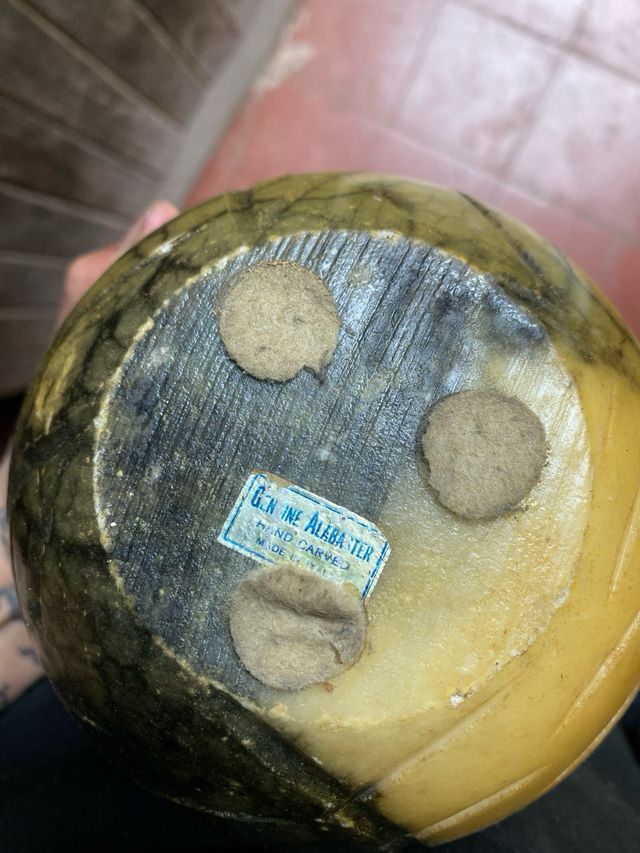 Búho de mármol decorativo