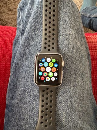 vendo Apple Watch Series 3 colección Nike de 42 mm