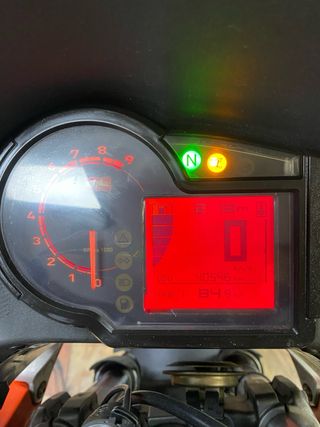 Aprilia Pegaso 650 Strada Naranja