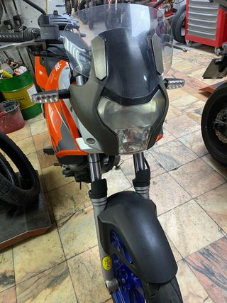 Aprilia Pegaso 650 Strada Naranja