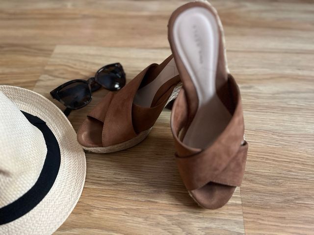 Sandalias Sfera plataforma marrón