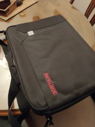 Maletín portátil Scattolini negro