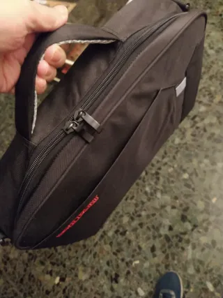 Maletín portátil Scattolini negro