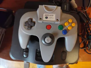 Nintendo 64 + 4 giochi + Rumble Pak
