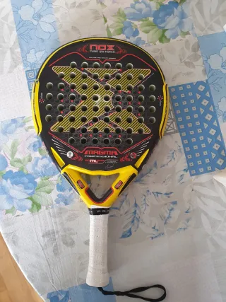 Pala NOX ML magma Series con funda