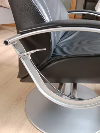 Sillón relax piel negro con reposapiés