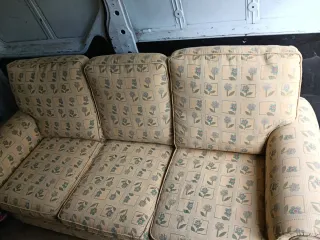 Sofá de 3 plazas con estampado floral