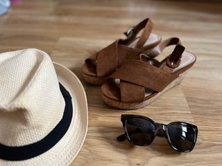 Sandalias tacón Sfera marrón y beige