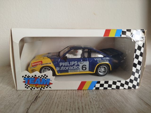 Opel Manta 400 Philips Team Slot