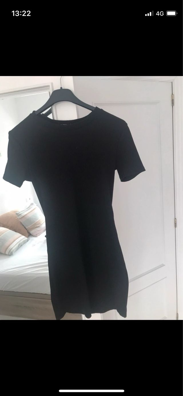 Vestido midi negro