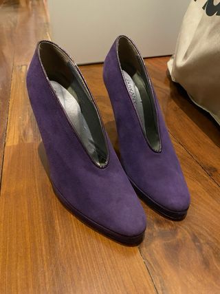 Zapatos tacón morados talla 37