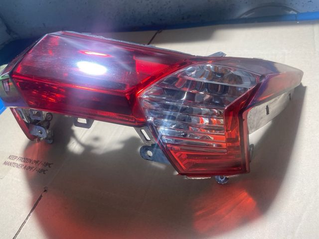 Piloto Trasero original Kymco Superdink 125. 2012