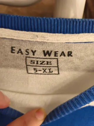 Jersey de rayas azul, gris y blanco hombre.