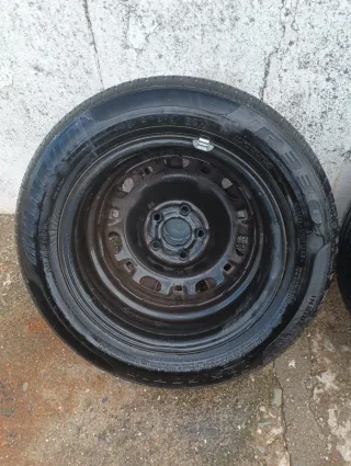 4 ruedas completas 185/60 R14 con llantas