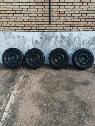 4 ruedas completas 185/60 R14 con llantas