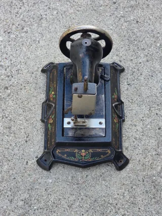 Máquina de coser Muller Antigua 1910