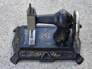 Máquina de coser Muller Antigua 1910