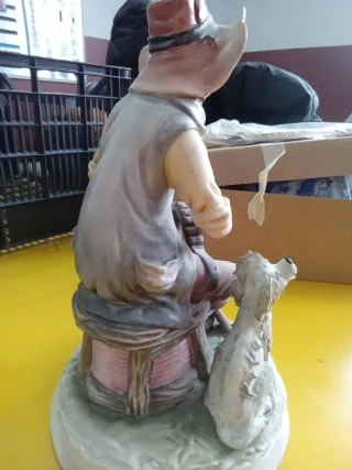 Figura de porcelana: Cazador con perro Galos