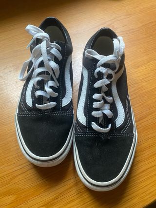 Zapatillas Vans Old Skool Negras Blancas talla 37