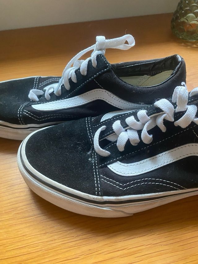 Zapatillas Vans Old Skool Negras Blancas talla 37