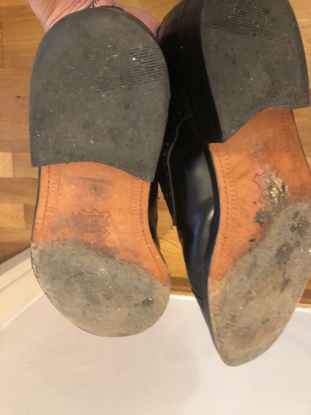 Zapatos de vestir de cuero negro talla 43