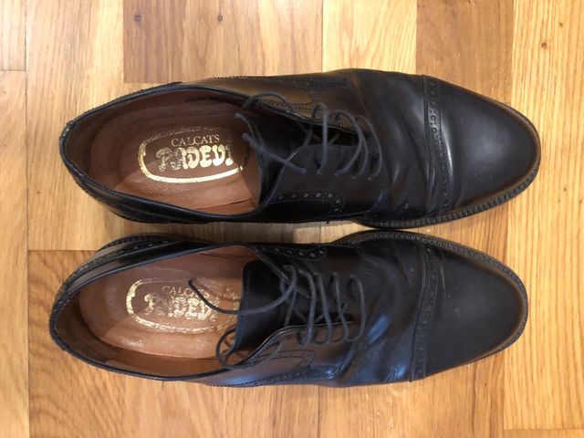 Zapatos de vestir de cuero negro talla 43
