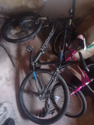 Bicicleta BTWIN en buen estado Talla grande