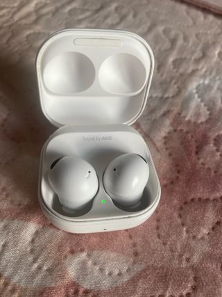 Auriculares Bluetooth Samsung Blancos