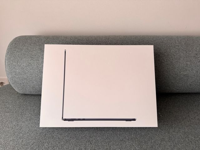 MacBook Air 15' M4 16GB 512GB Sin Abrir