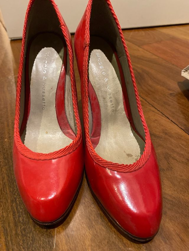 Tacones rojos talla 37