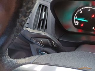 FORD TRANSIT CONNECT 1.5 TREND KOMBI 220 L1