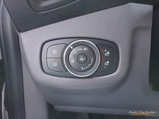 FORD TRANSIT CONNECT 1.5 TREND KOMBI 220 L1