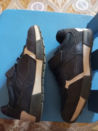Scarpe Geox bambino n. 32
