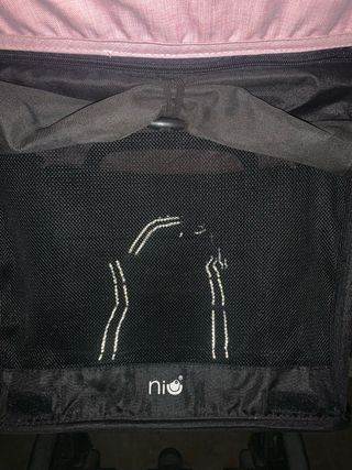 Silla de paseo negra y rosa Niu