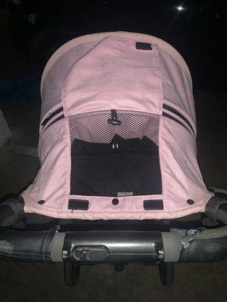 Silla de paseo negra y rosa Niu