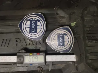 Emblemas Lancia (2 unidades)