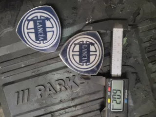 Emblemas Lancia (2 unidades)